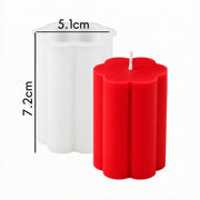 Molde de silicona para velas decorativas con forma de flor acanalada disponible en Tenerife y Canarias