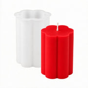 Molde de silicona para velas decorativas con forma de flor acanalada disponible en Tenerife y Canarias